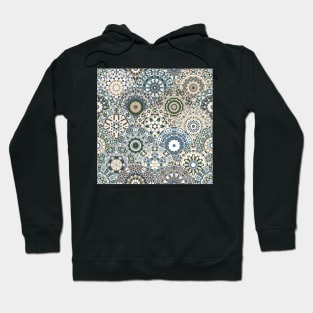 Seamless pattern with floral mandala Hoodie